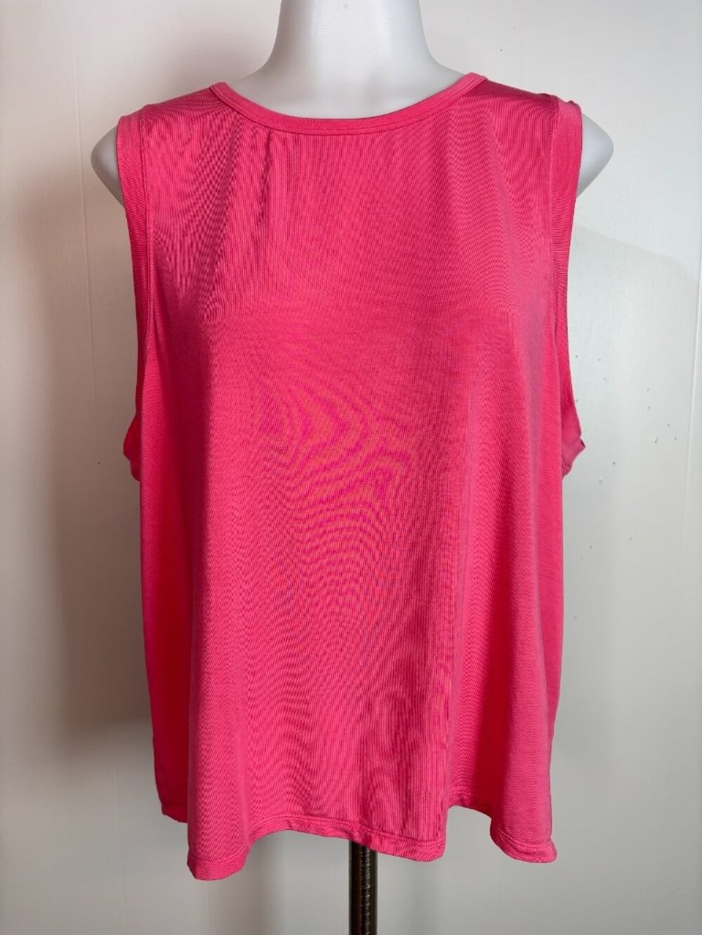 IVL Collective Tank Top 12 Pink Stretch Gym Workout Athletic